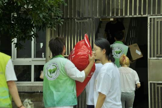 7b256b1217762edda7bbec44dbef882d